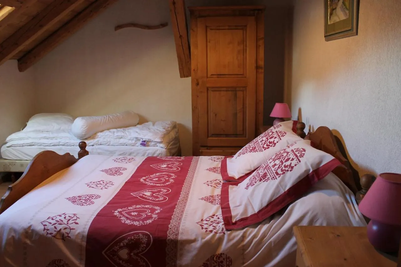 La Ferme de Sous-Lachat Samoëns